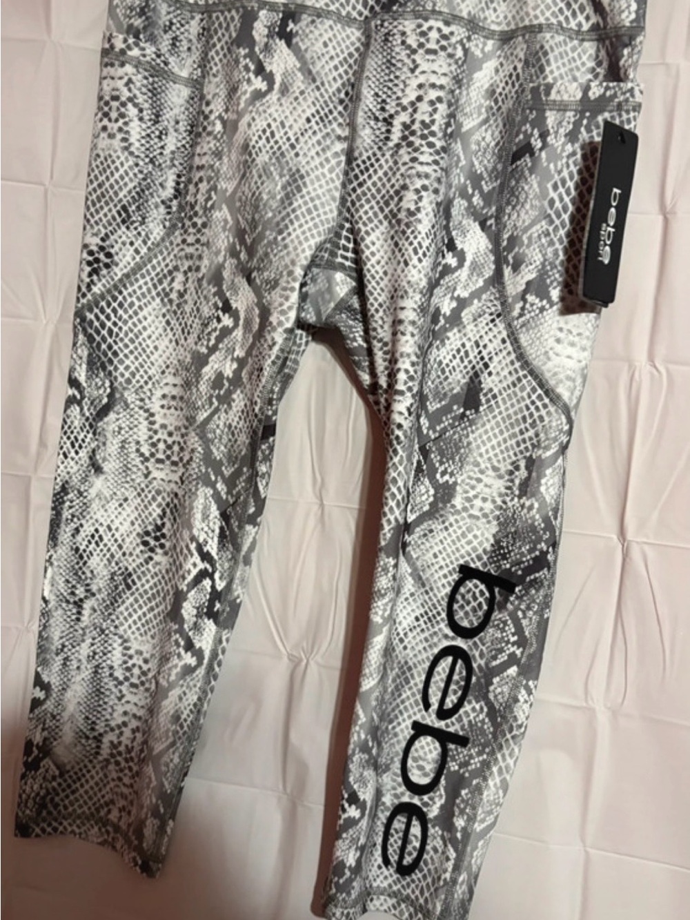 bebe Girls' Black & White Snake Print Leggings